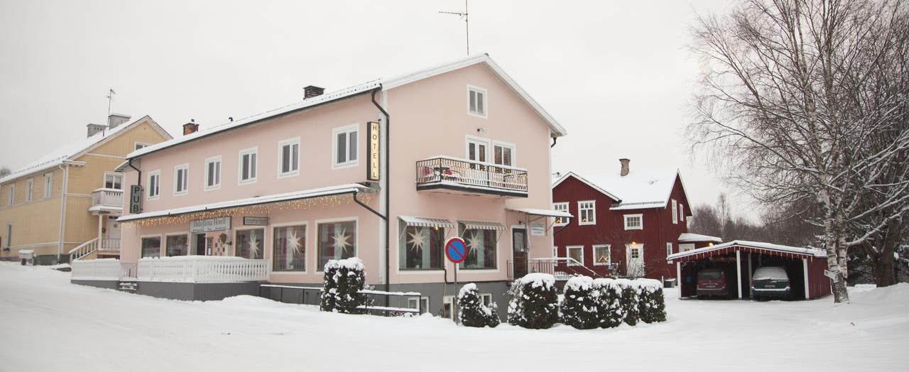 Dala-Jaerna Hotell Och Vandrarhem Exterior foto